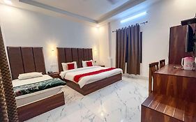 Hotel Embassy